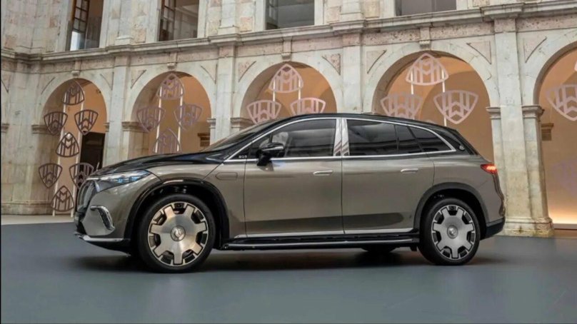 Mercedes-Maybach EQS 680 SUV