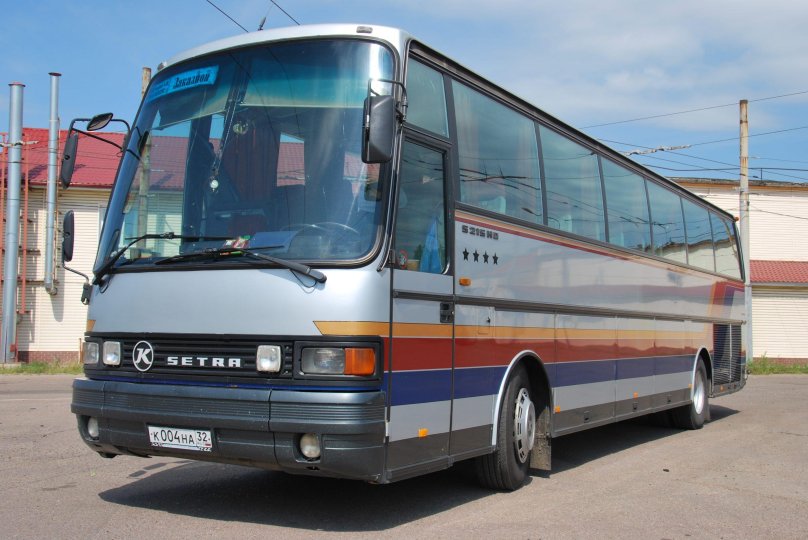 Автобус Setra s 215 HD