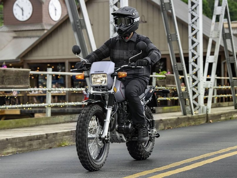 Yamaha tw200 Scrambler