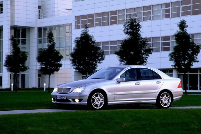 Мерседес Бенц w203