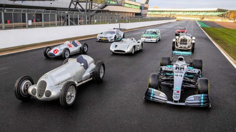 Мерседес w125