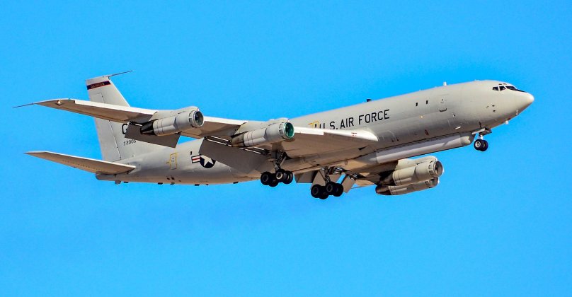 Самолет е-8с Джистарс