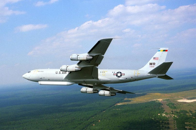 Самолет е-8с Джистарс