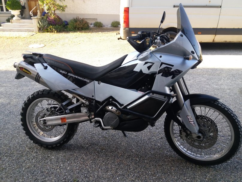 КТМ 950 адвенчер