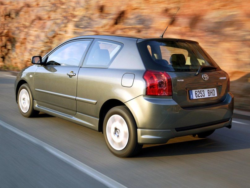 Toyota Corolla IX e120