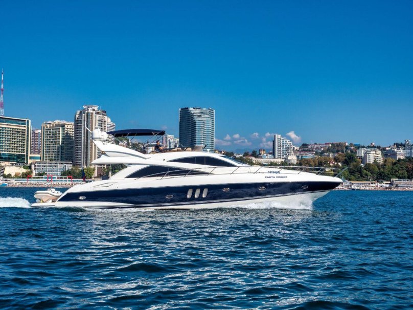 Яхта Люция Сочи