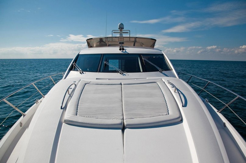 Яхта Манхэттен 66