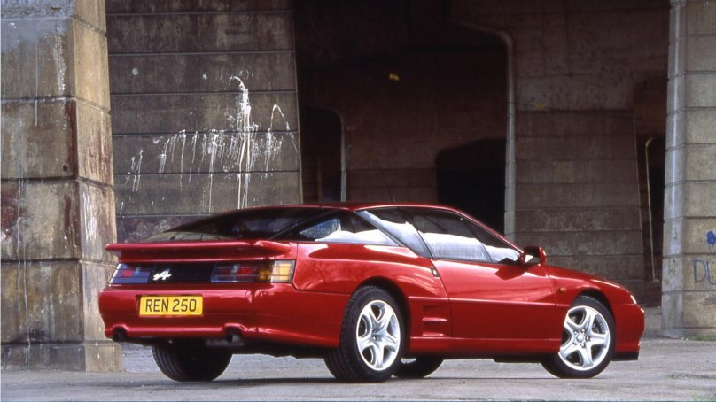 Рено Альпина а 610