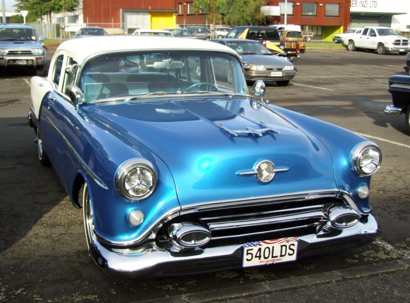 Oldsmobile 1954
