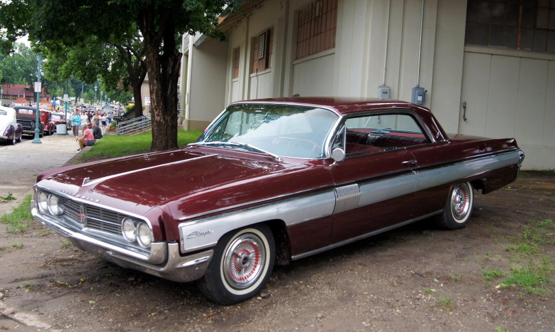 Олдсмобиль Старфайр 1962