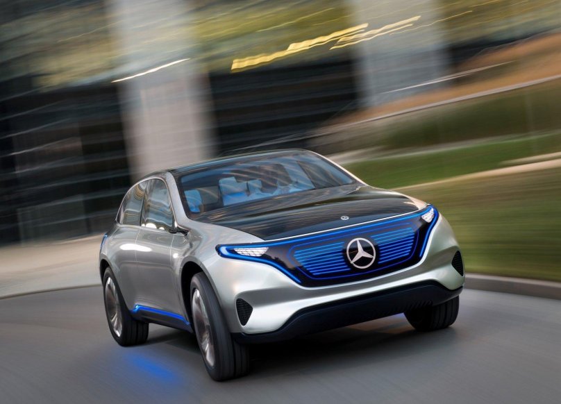 Мерседес электрокар EQC
