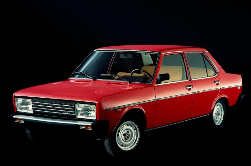 Фиат 131 Мирафиори