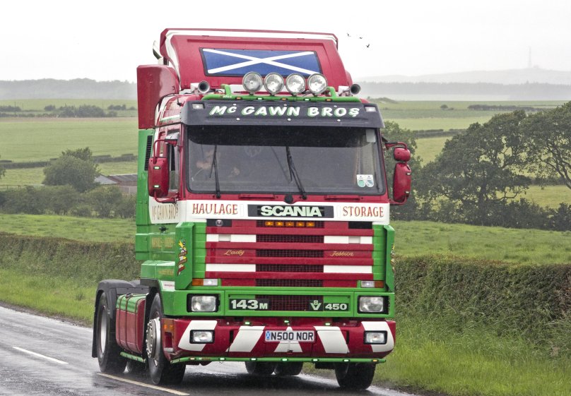 Scania 143 500