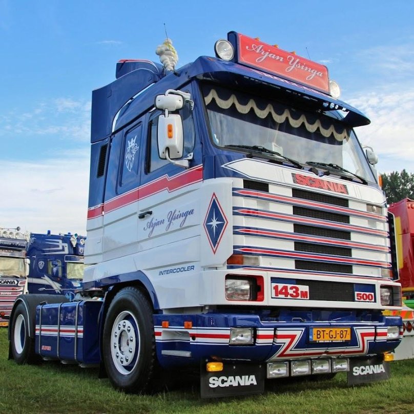 Scania r143m