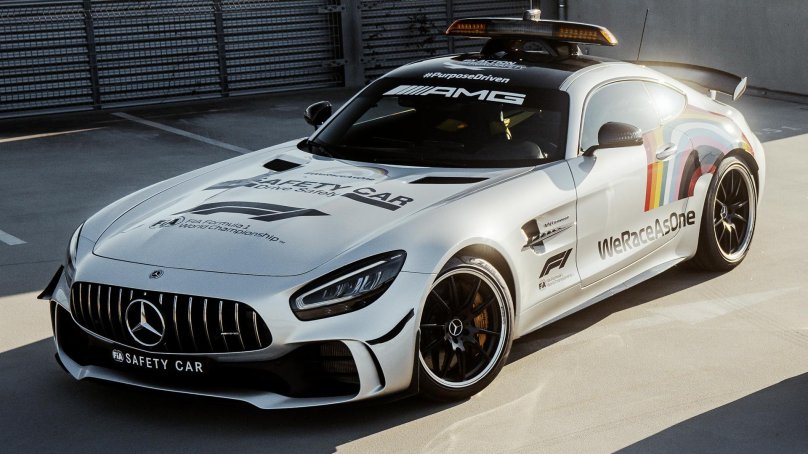 Mercedes AMG gt r 2020