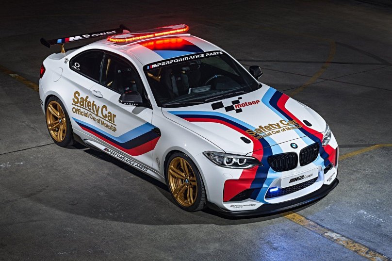BMW m2 Safety car