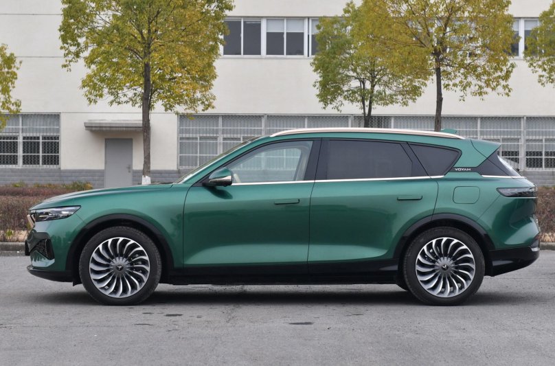 Китайский электромобиль 2023 voyah