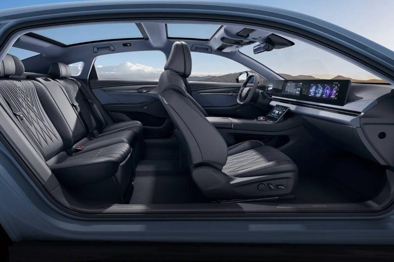 Voyah zhuiguang 2023