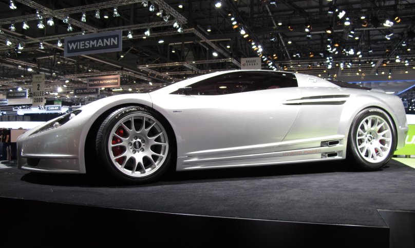 Алессандро Тойота