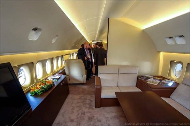 SSJ-100 бизнес Джет