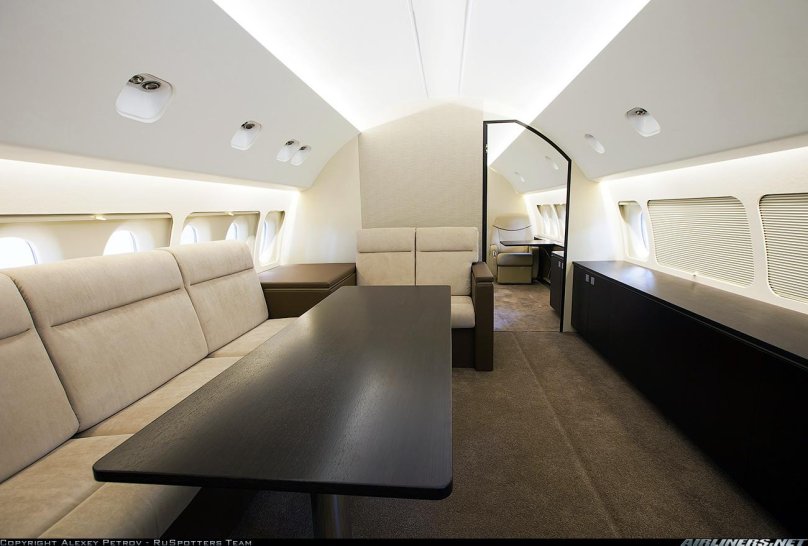 SSJ-100 бизнес Джет