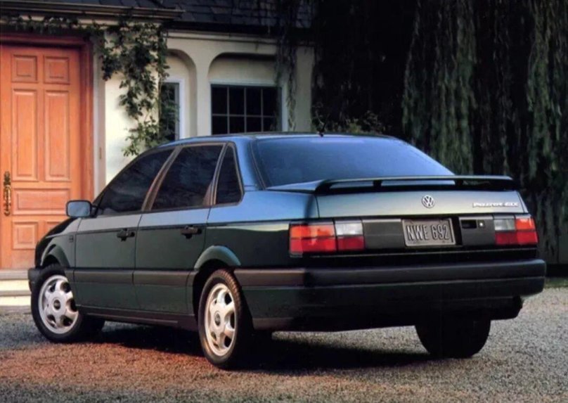 Volkswagen Passat b3 седан 1991