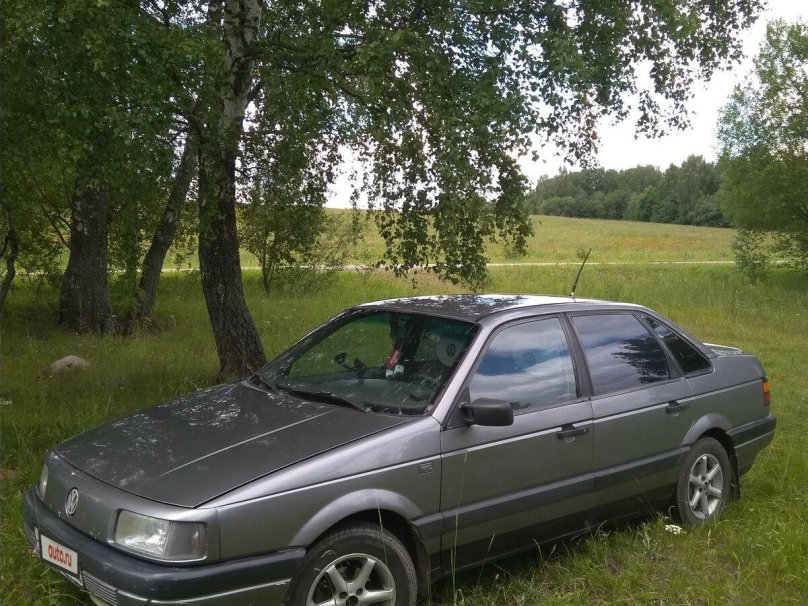 Volkswagen Passat b3 седан 1991