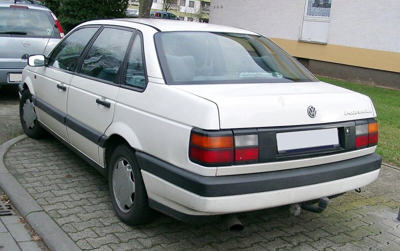 Volkswagen Passat b3 седан