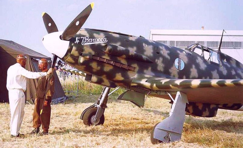 Самолёт MC 202