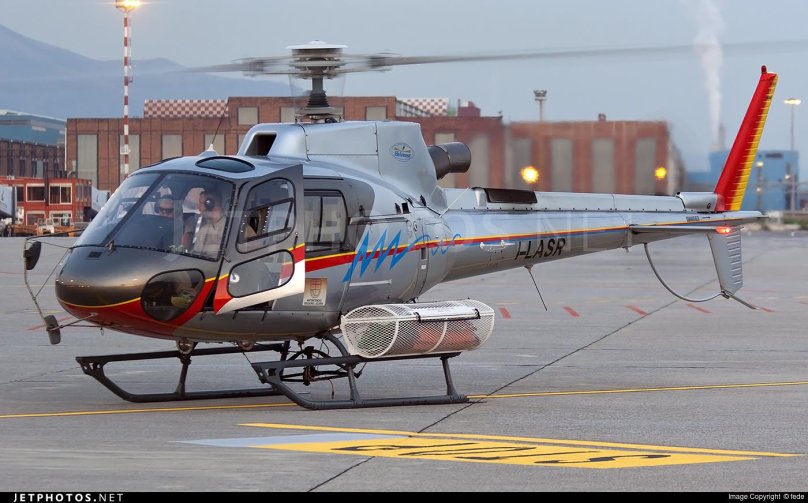 Eurocopter Ecureuil as-350 b2/b3