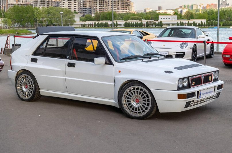 Lancia Delta купить