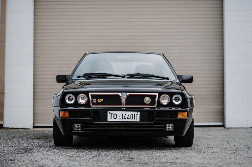 Lancia Delta i