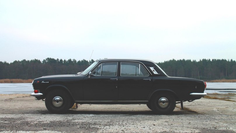 Волга. ГАЗ 24 10. Черная.