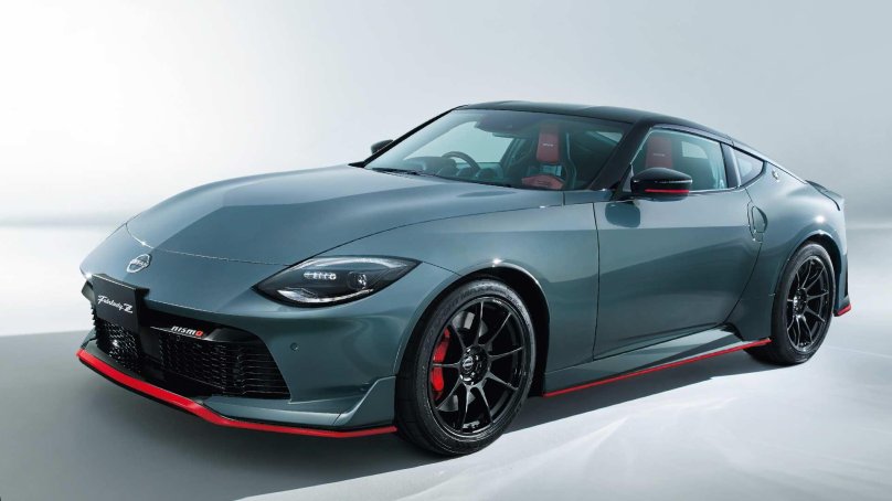 Nissan спорткар