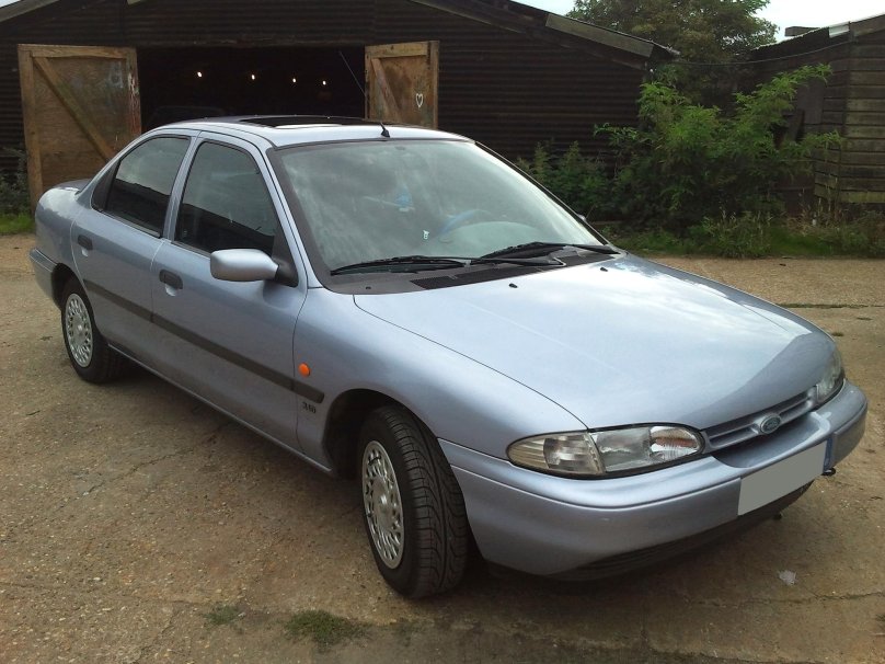 Форд Мондео 1994 седан