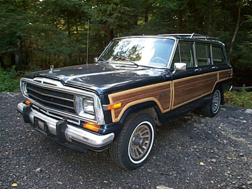Jeep Grand Wagoneer 2023