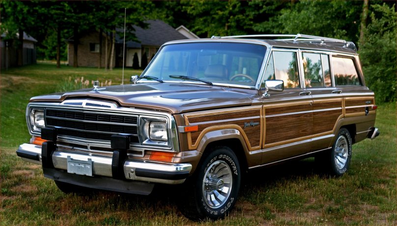 Jeep Grand Wagoneer 2001
