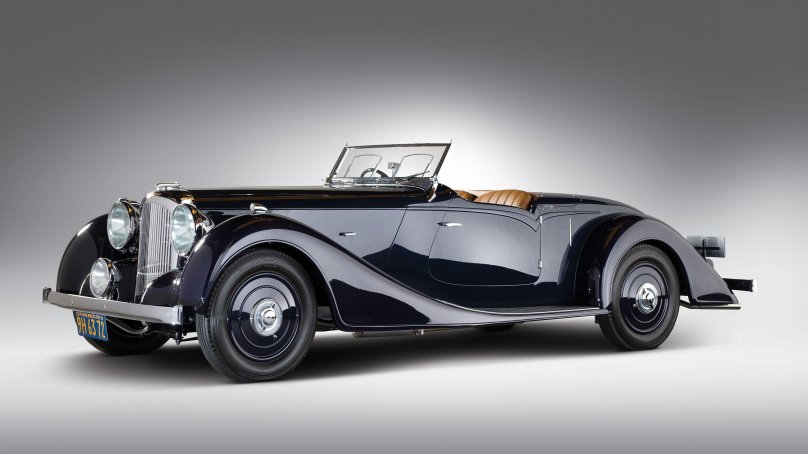 1938 Lagonda Roadster.