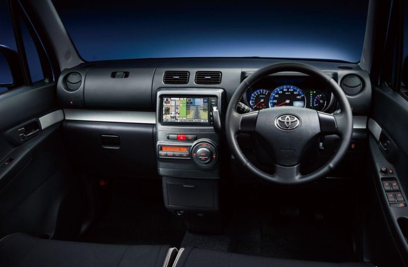 Toyota Pixis Space l575a