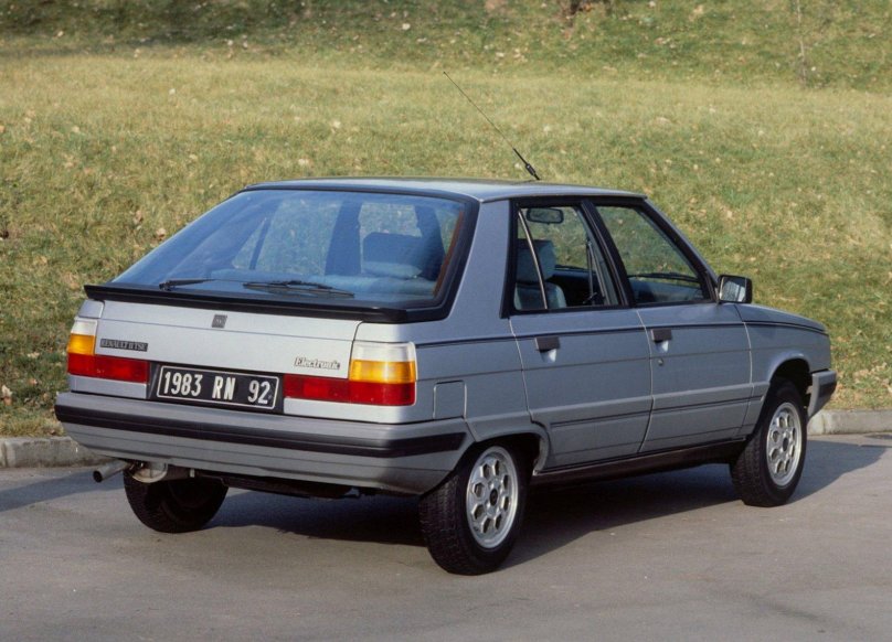 Renault 11