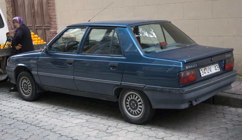 Renault 9 1982