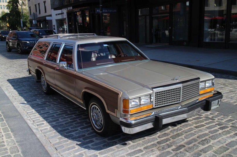 Ford Ltd 1981