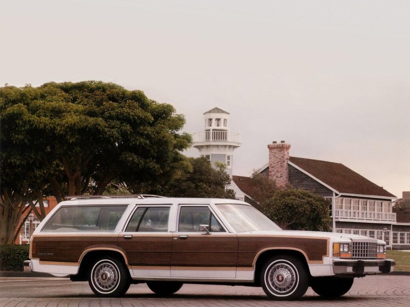 Ford Country Squire Ltd 1979