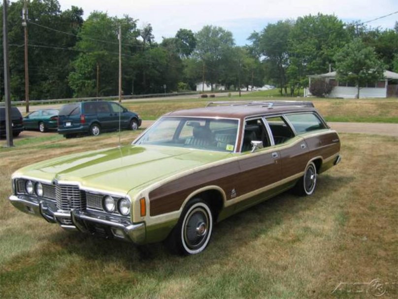 1970 Ford Ltd Country Squire