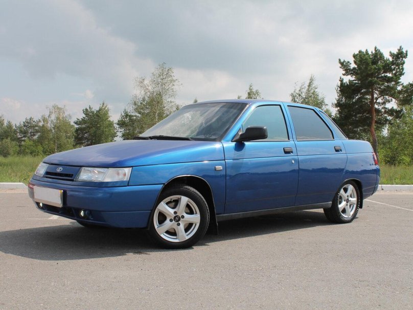 ВАЗ 2110 синяя