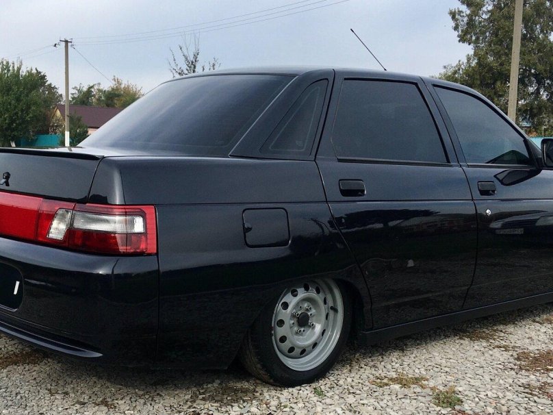 Лада 2110 черная