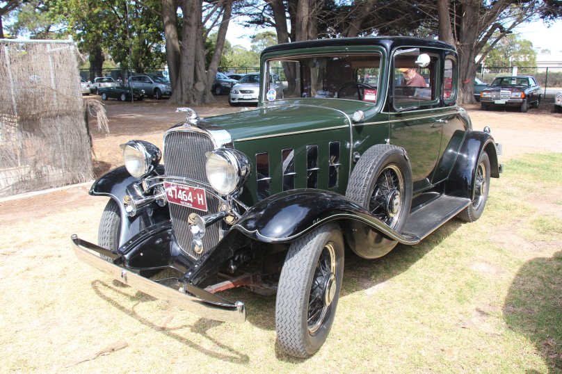 Chevrolet Series ba Confederate Standard sedan 1932