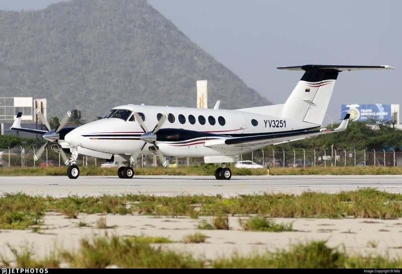 Бичкрафт Кинг Эйр 300