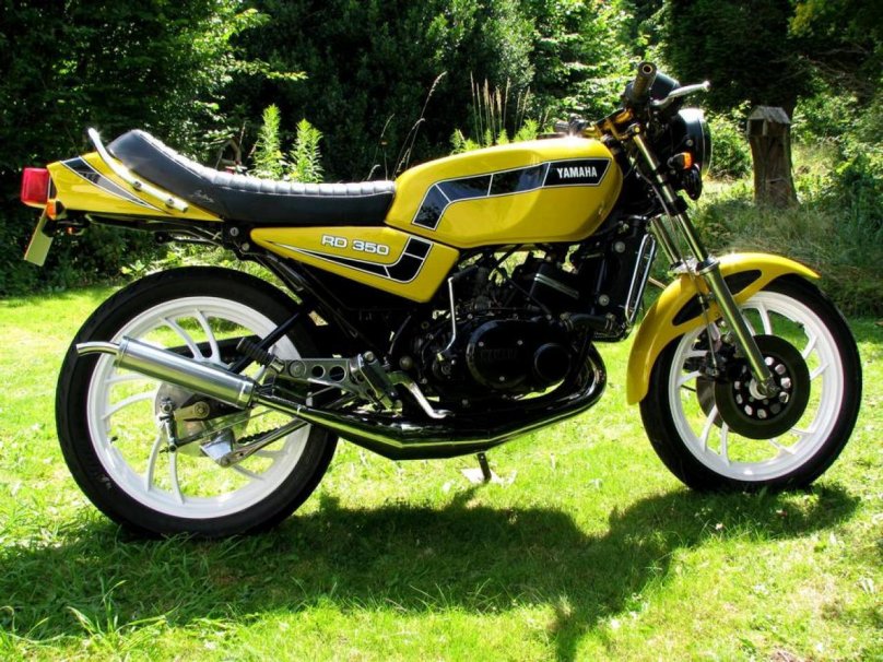 Yamaha rd350 жёлтый