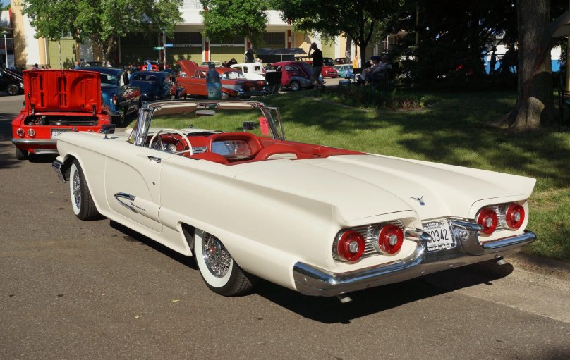 Ford Thunderbird 1950